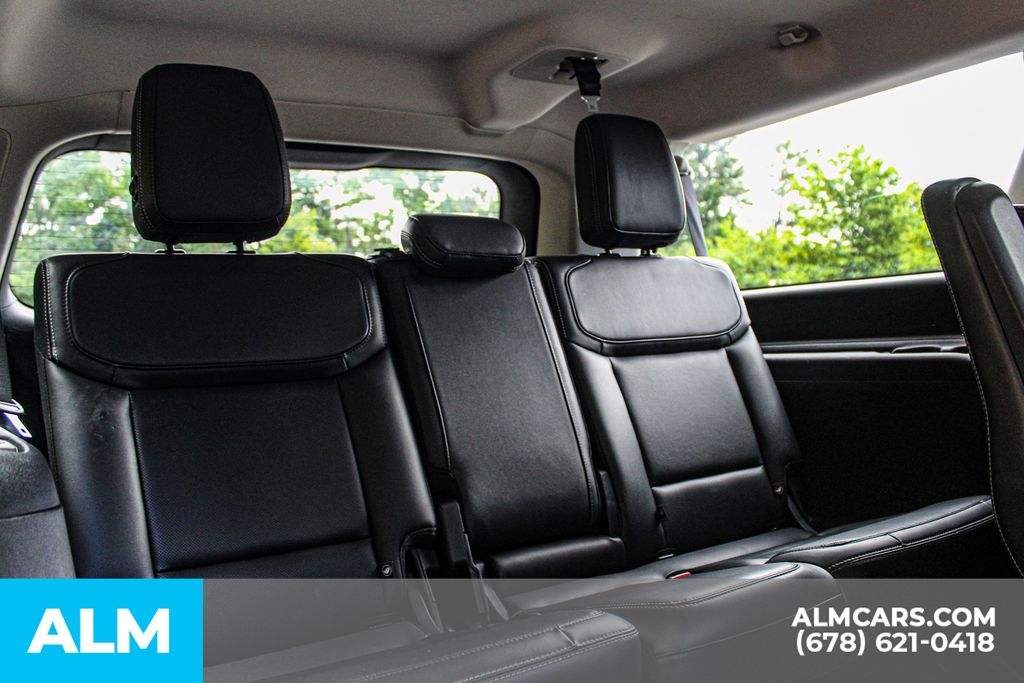 Used 2025 Silver Ford Platinum image 21