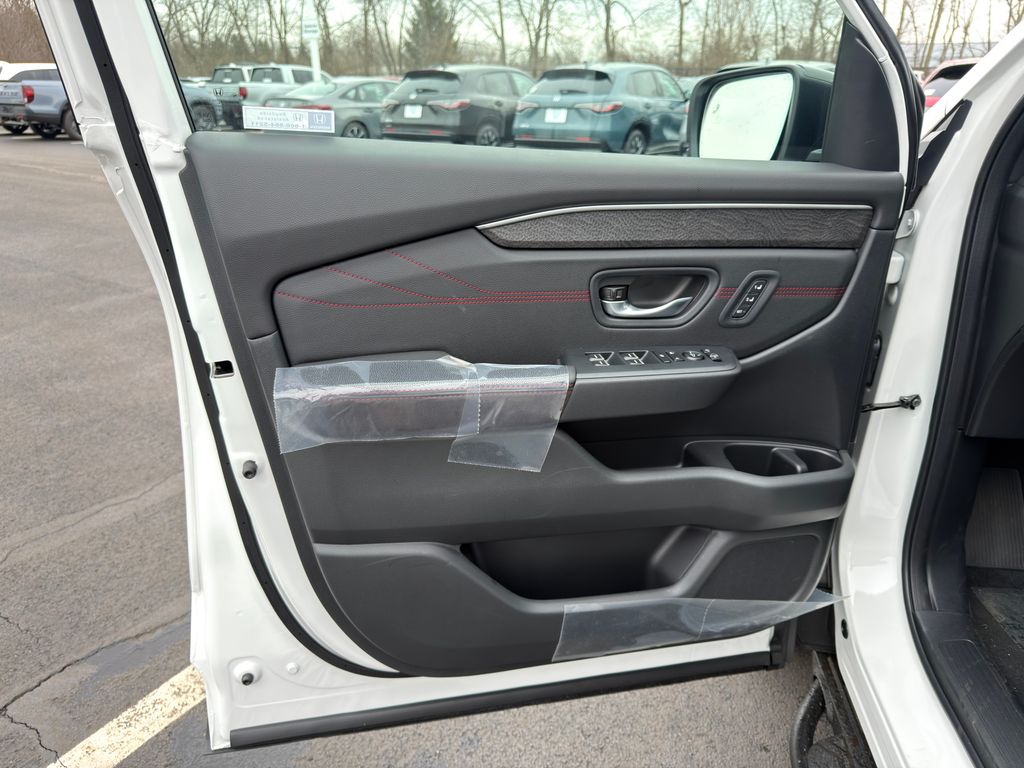 Thumbnail: 2026 Honda Pilot - 19