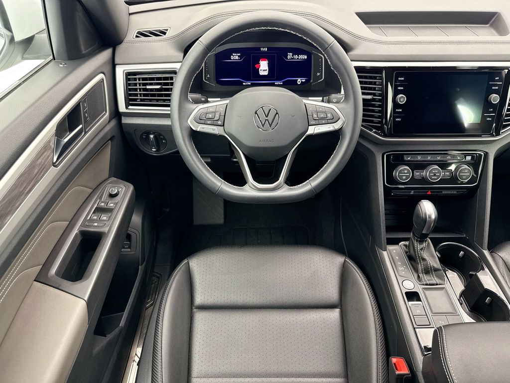 Thumbnail: 2023 Volkswagen Atlas - 10