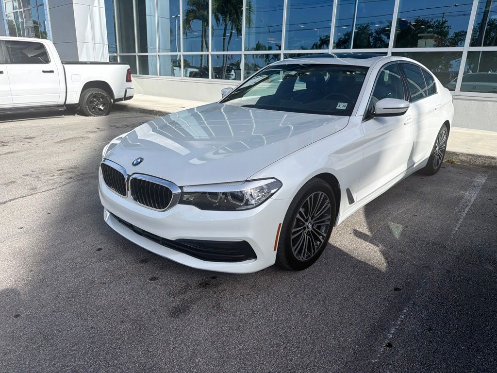 Used 2019 White Metallic BMW 540i xDrive image 5