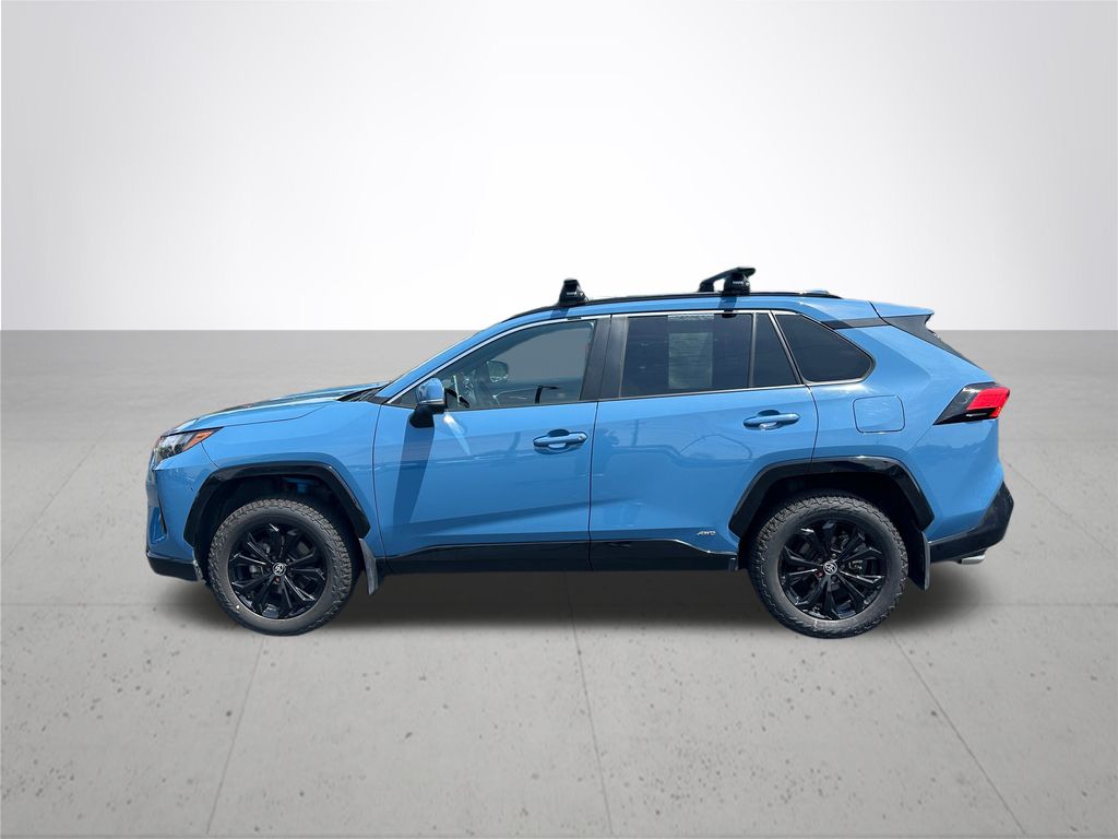 2022 Toyota RAV4 Hybrid SE
