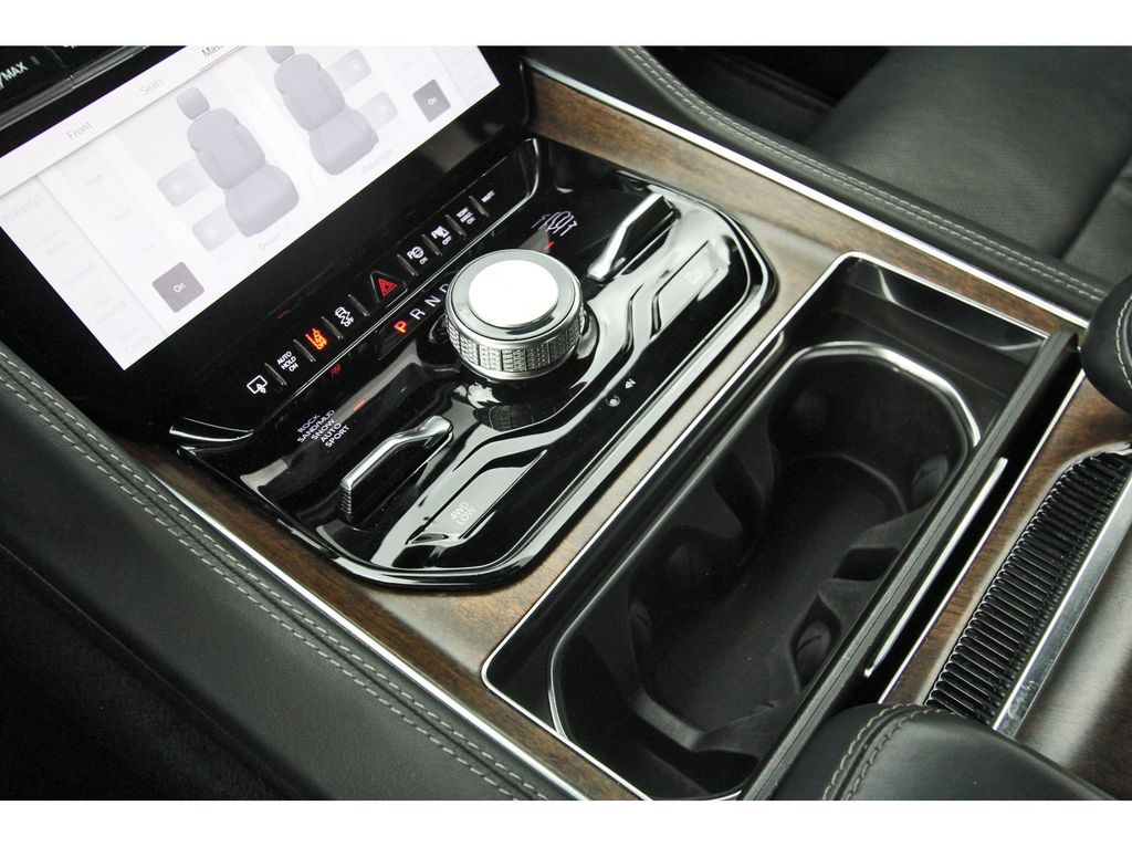 2023 Jeep Grand Wagoneer Base White at River Oaks CDJR