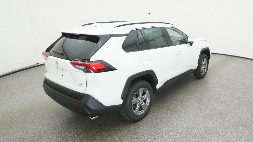 Thumbnail: 2025 Toyota RAV4 - 22