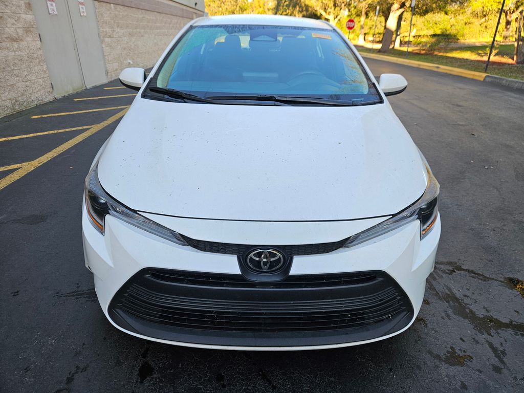 2023 Toyota Corolla LE 8