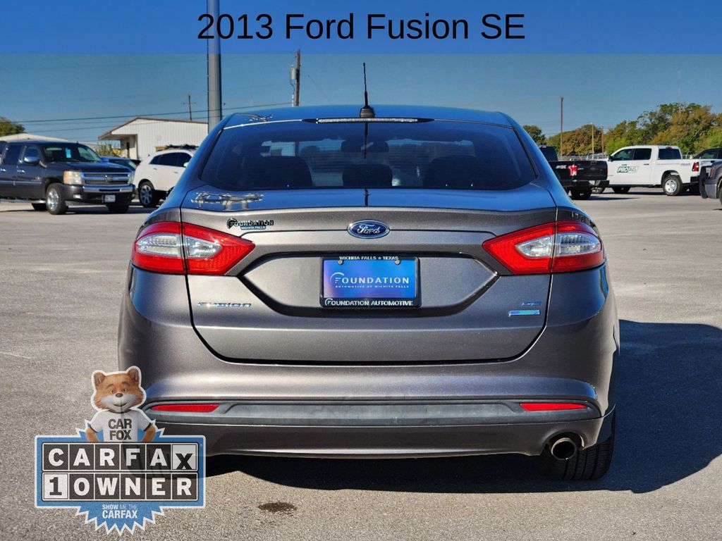 2013 Ford Fusion SE 6