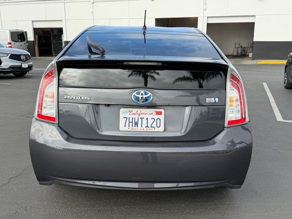 Thumbnail: 2015 Toyota Prius - 10