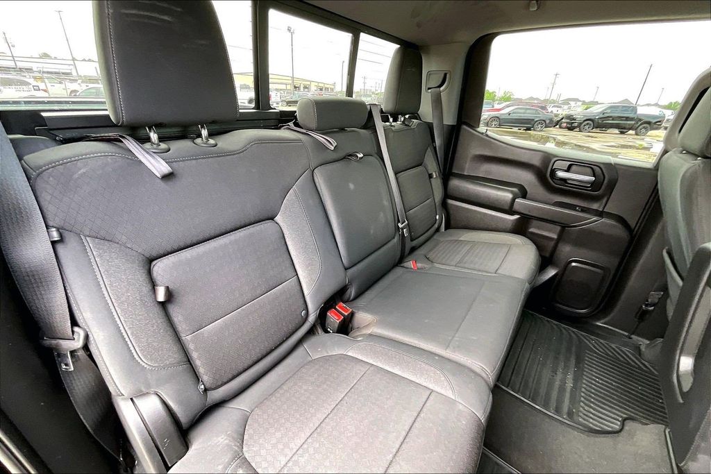 Used 2020 Chevrolet Silverado 1500 LT 4D Crew Cab