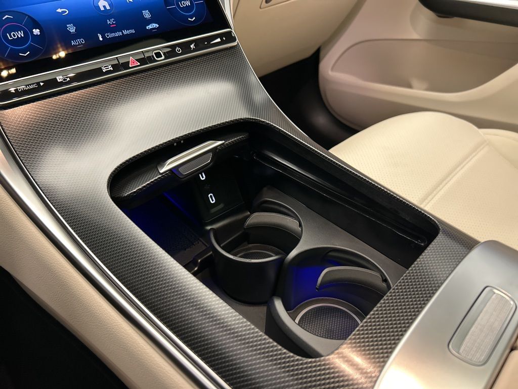 Thumbnail: 2026 Mercedes-Benz GLC - 19