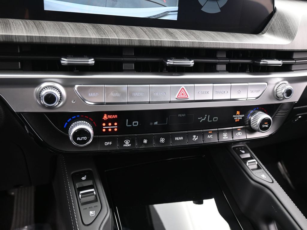 Used 2023 Glacial White Pearl Kia EX image 22