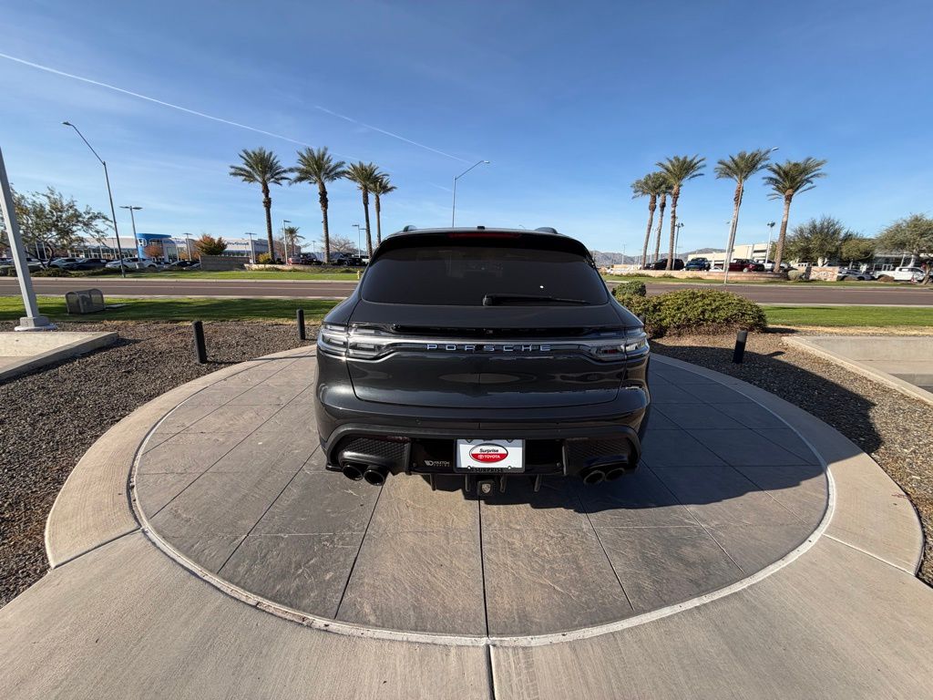 Thumbnail: 2024 Porsche Macan - 6