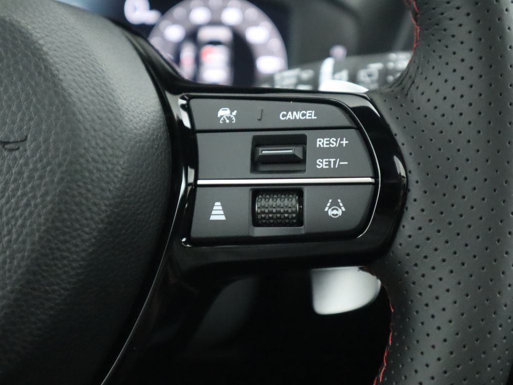 Thumbnail: 2025 Acura ADX - 12