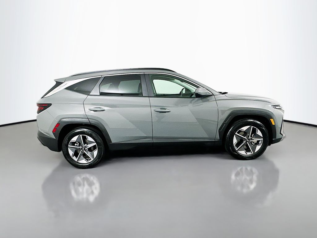 Thumbnail: 2025 Hyundai Tucson - 4