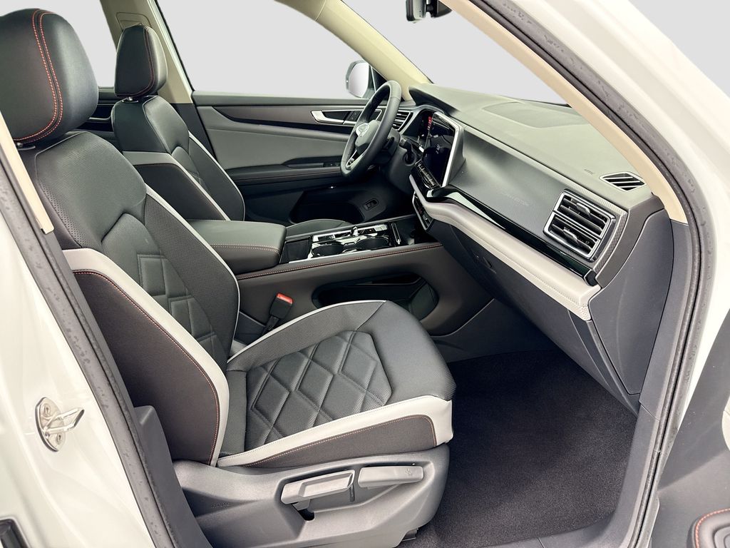 Thumbnail: 2026 Volkswagen Atlas - 17