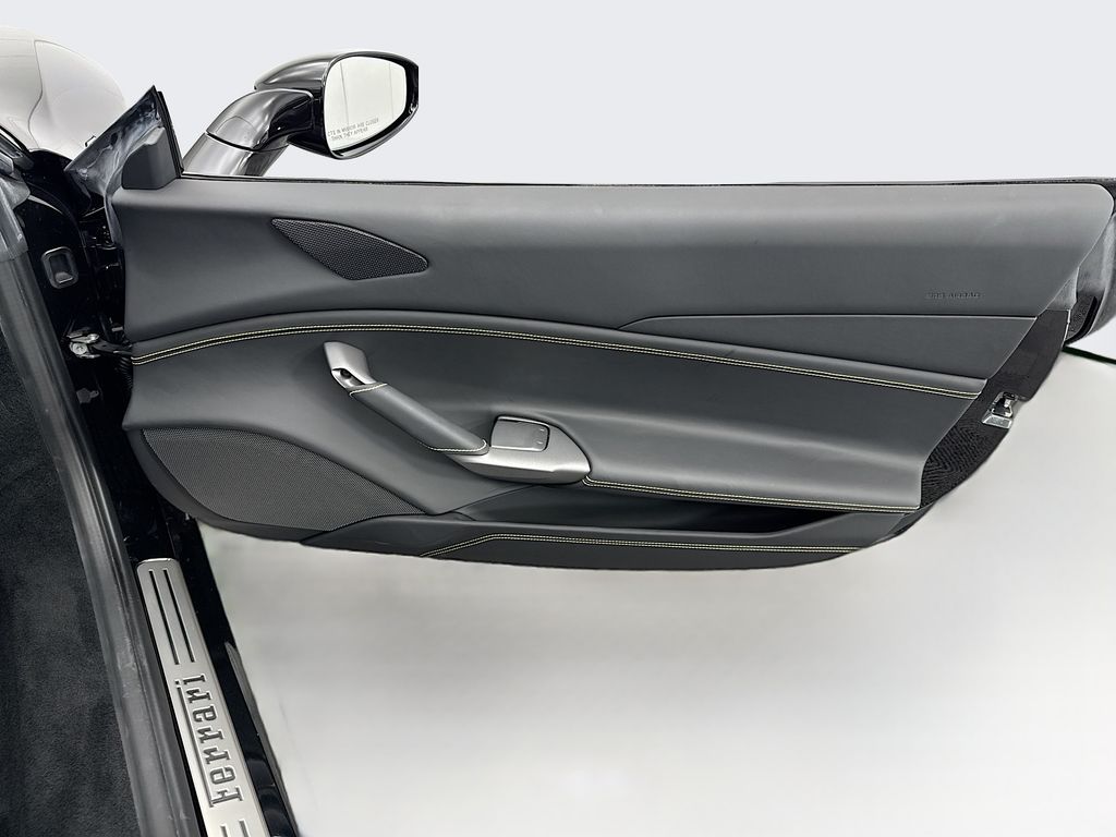 Thumbnail: 2018 Ferrari 488 - 23