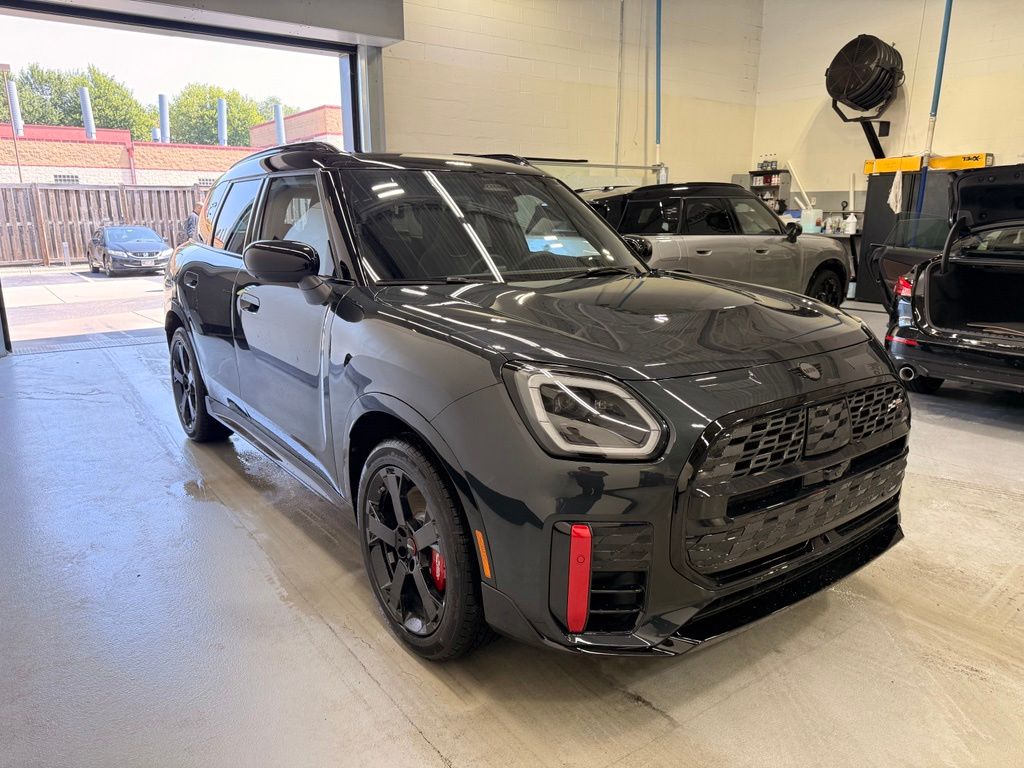 Thumbnail: 2027 MINI Cooper Countryman - 7