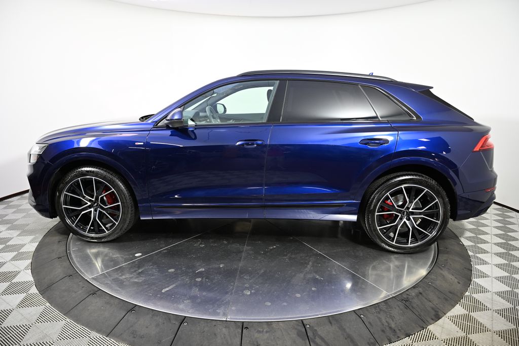 2019 Audi Q8 Prestige 2
