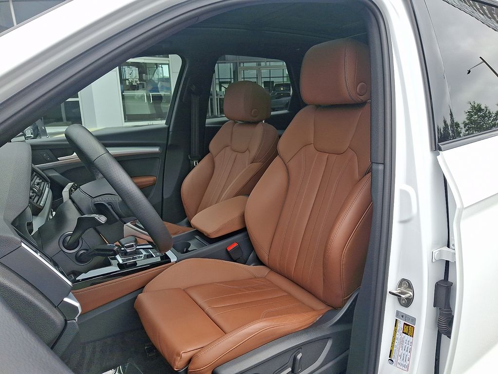 Thumbnail: 2024 Audi Q5 - 13