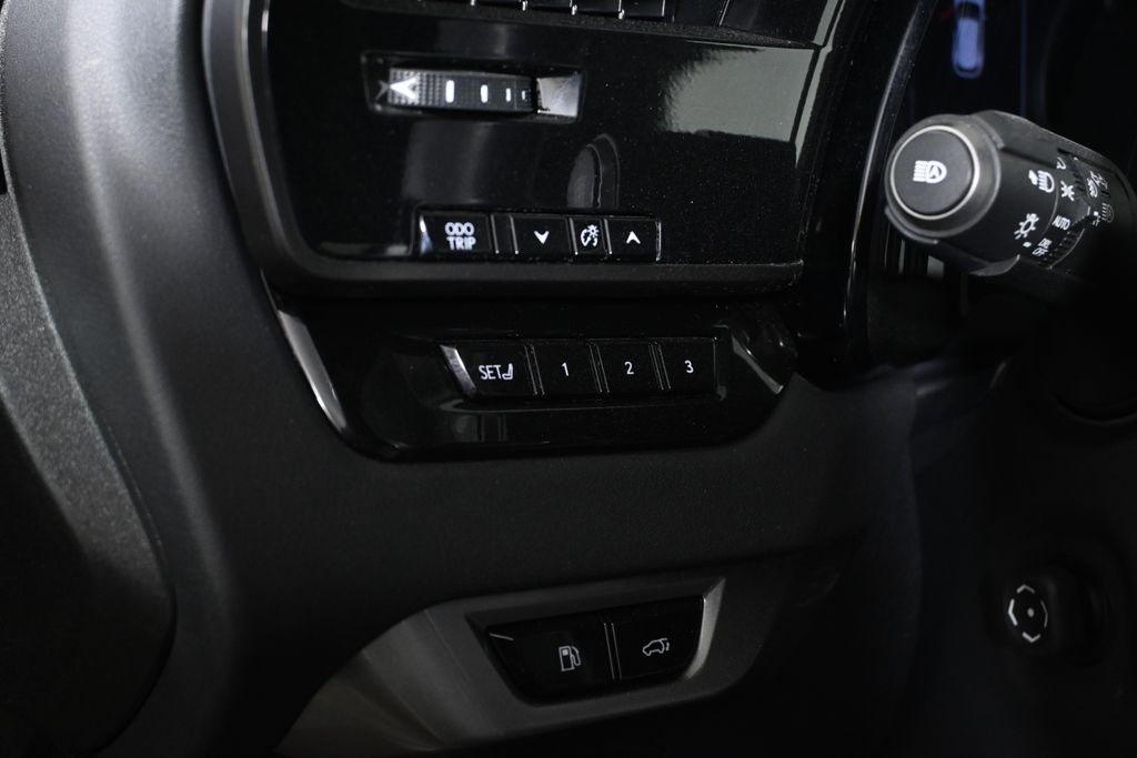 Thumbnail: 2023 Lexus RX - 27