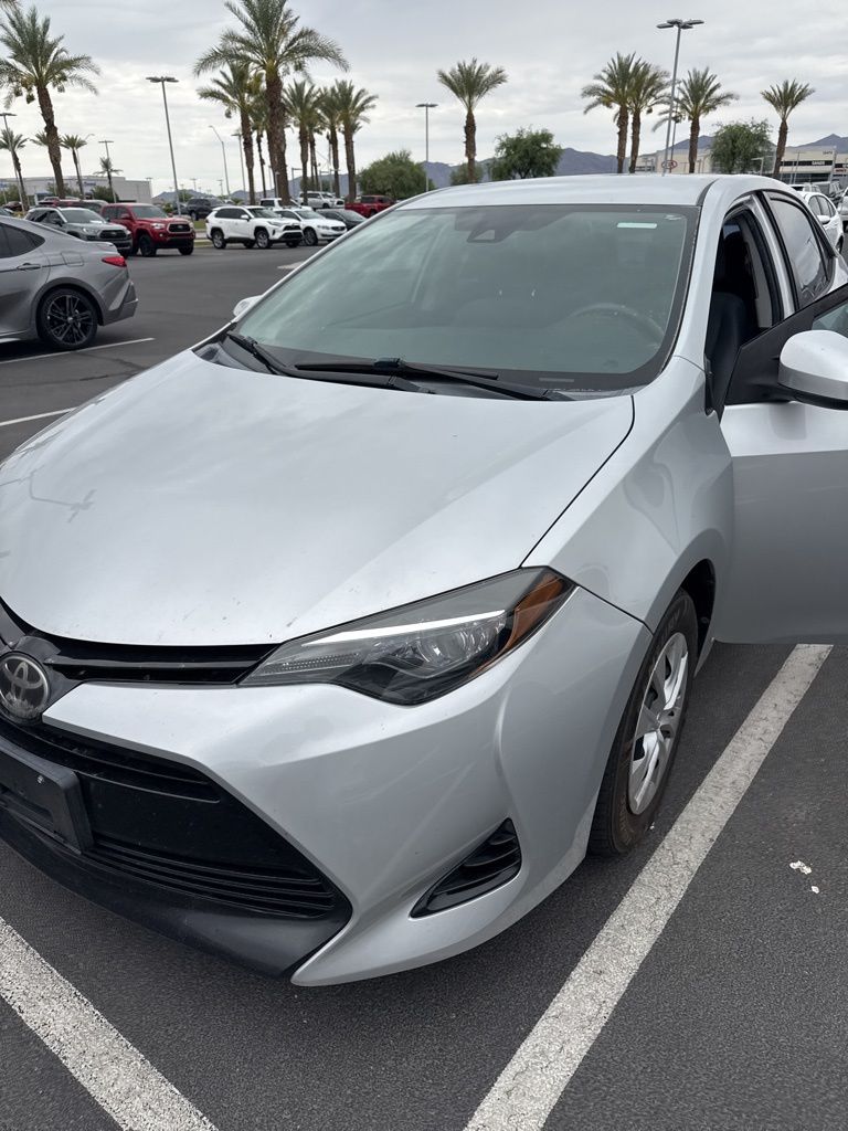 Thumbnail: 2017 Toyota Corolla - 3
