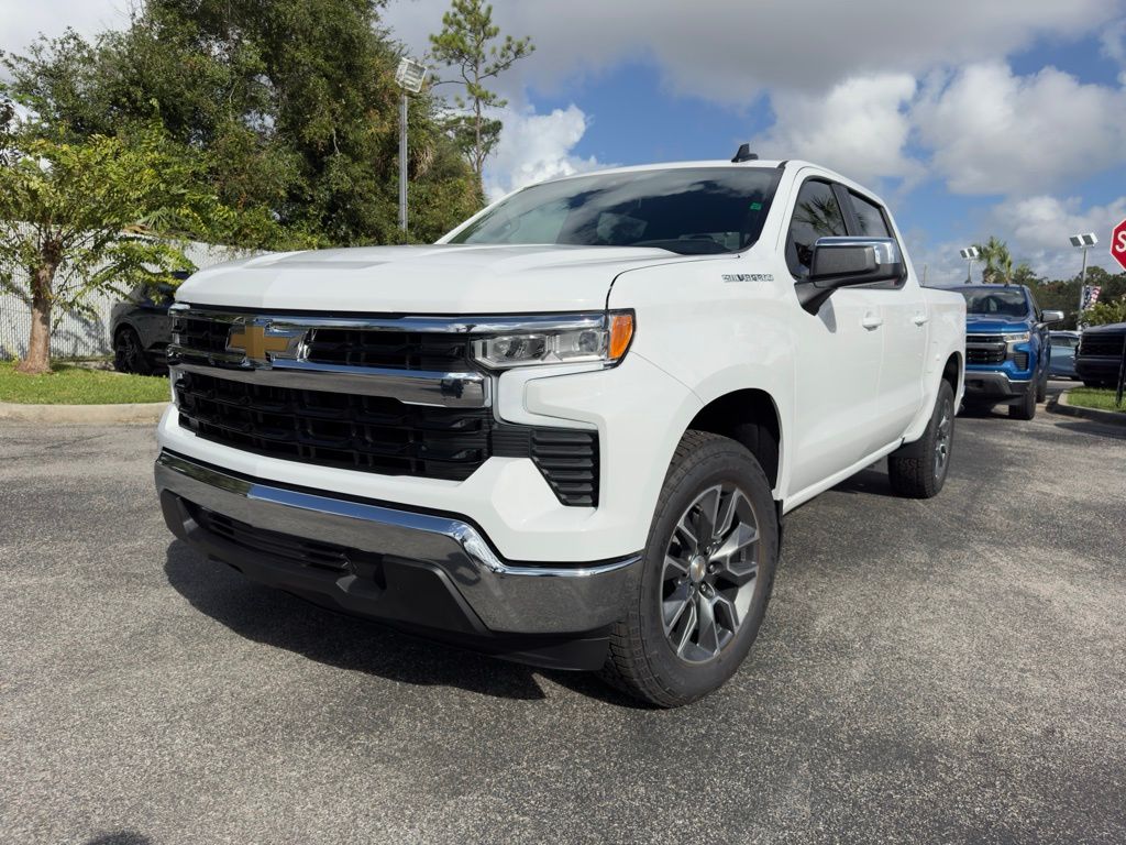 2025 Chevrolet Silverado 1500 LT 4