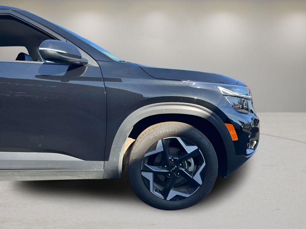 Used 2025 Kia Seltos SUV