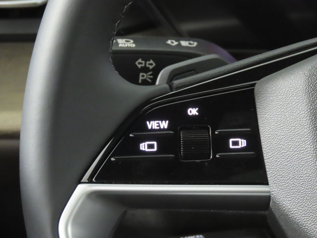 Thumbnail: 2026 Audi Q5 - 16