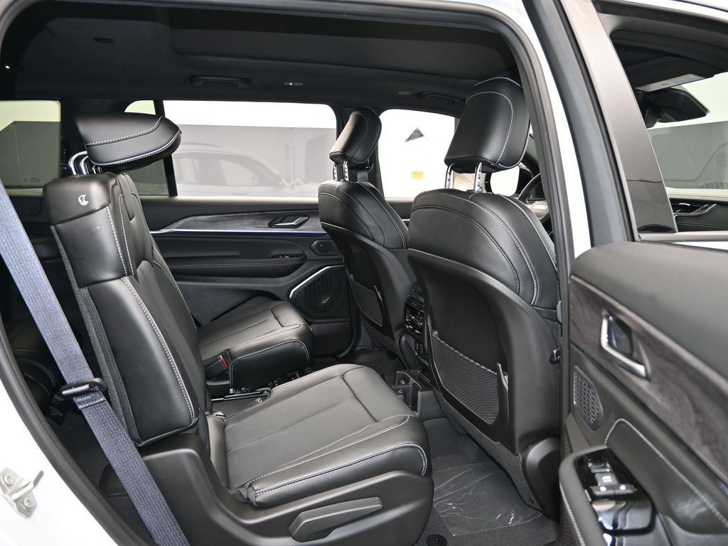 Used 2024 Bright White Clearcoat Jeep Overland image 31