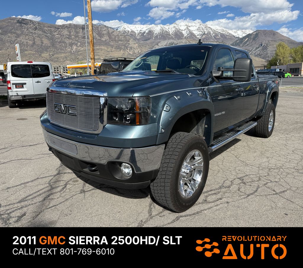 Stealth Gray Metallic 2011 GMC Sierra 2500HD SLT Crew Cab 4WD Pickup Truck Four-Wheel Drive 6-Speed Automatic