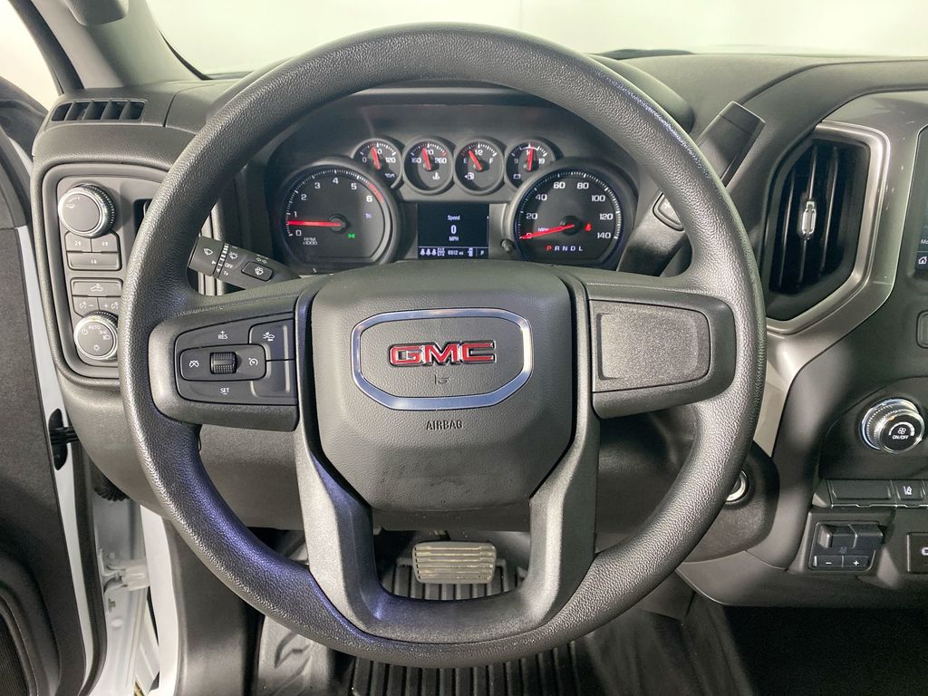 2025 GMC Sierra 2500HD Pro photo