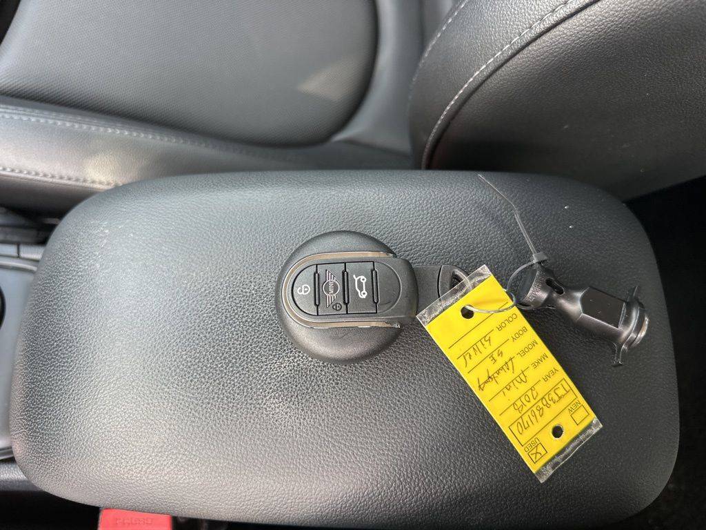 2018 Melting Silver Metallic MINI Countryman E Countryman AWD SUV