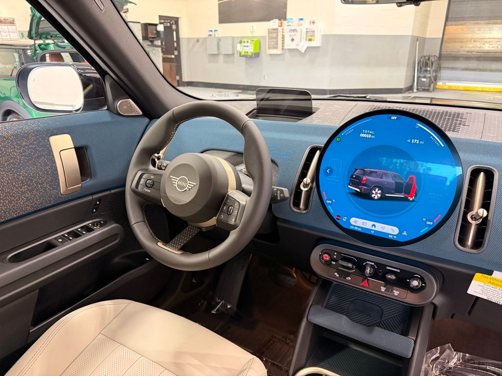 2025 MINI Cooper Countryman Signature 30