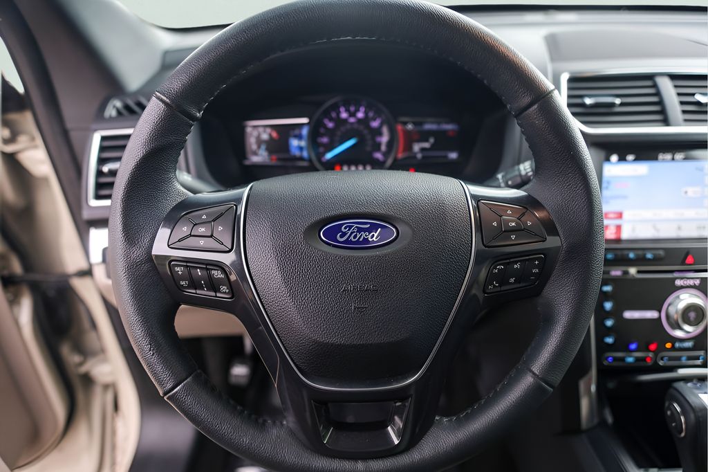 Used Car 2018 Ford Explorer  Limited For Sale Under $25,000 In Austin, Texas