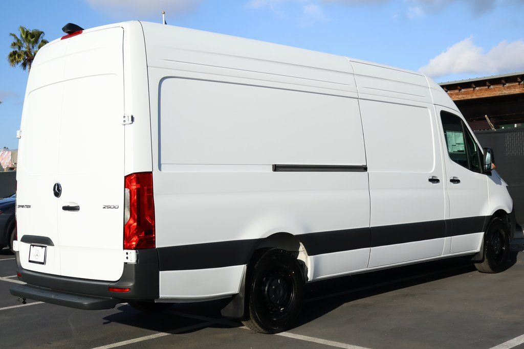 2025 Mercedes-Benz Sprinter 2500 2