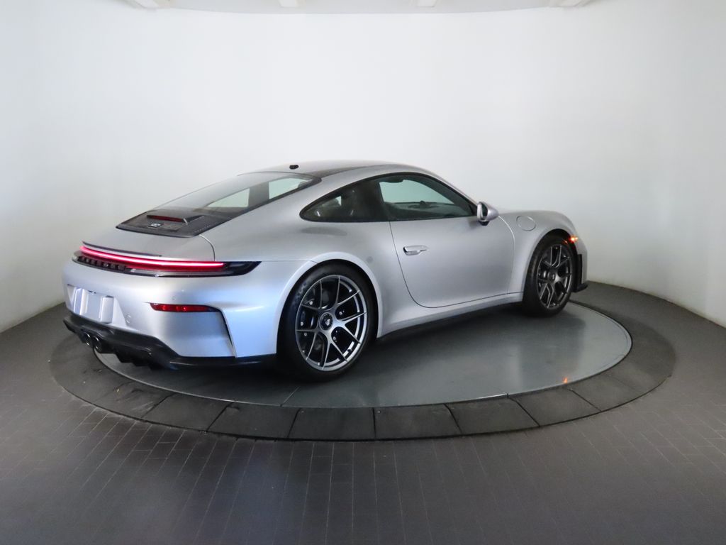 Thumbnail: 2026 Porsche 911 - 7