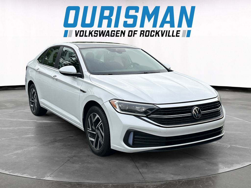 2024 Volkswagen Jetta 1.5T SEL photo