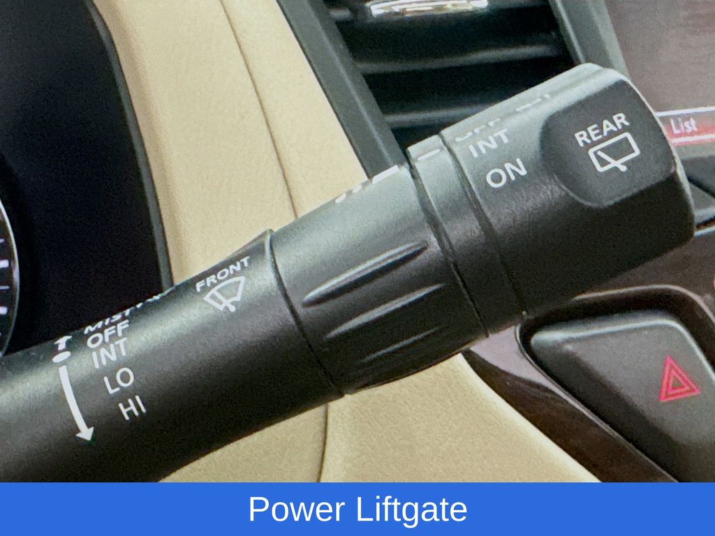 Used Car 2015 Nissan Pathfinder  Platinum For Sale Under $12,000 In Austin, Texas