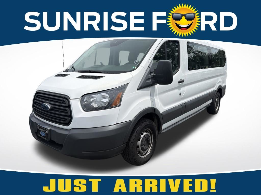 2018 Ford Transit Passenger 350 XL Low Roof LWB RWD with 60/40 Passenger-Side Doors