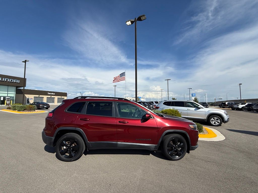 Thumbnail: 2020 Jeep Cherokee - 2