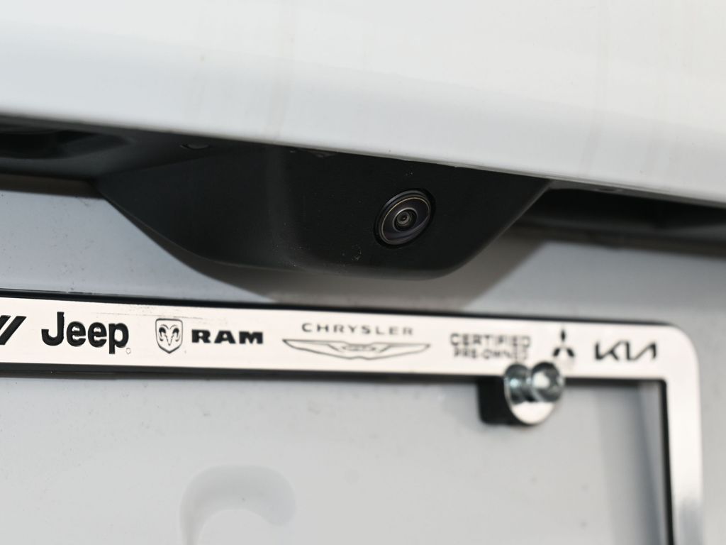 New 2026 Bright White Clearcoat Jeep Limited image 32