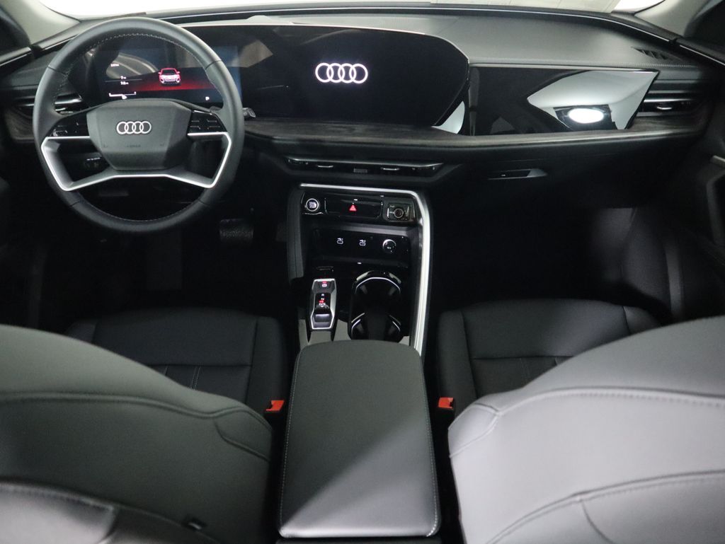 Thumbnail: 2025 Audi Q5 - 14