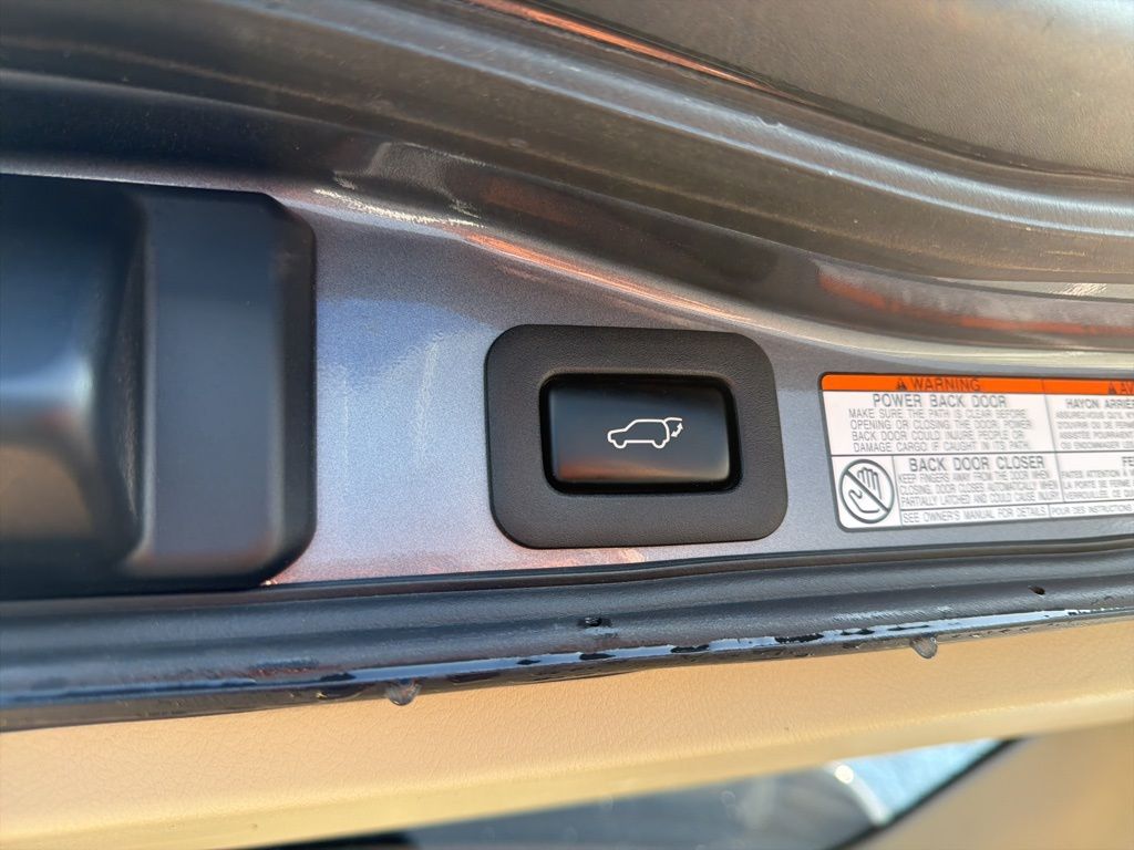 Thumbnail: 2020 Lexus LX - 27