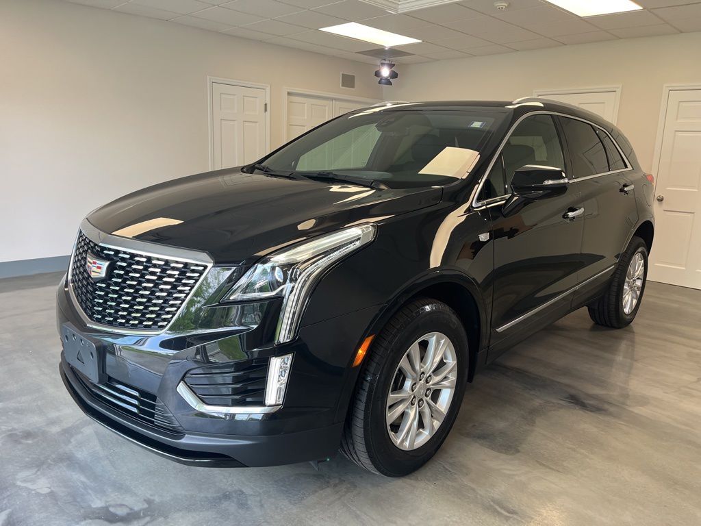 used 2023 Cadillac XT5 car, priced at $30,500