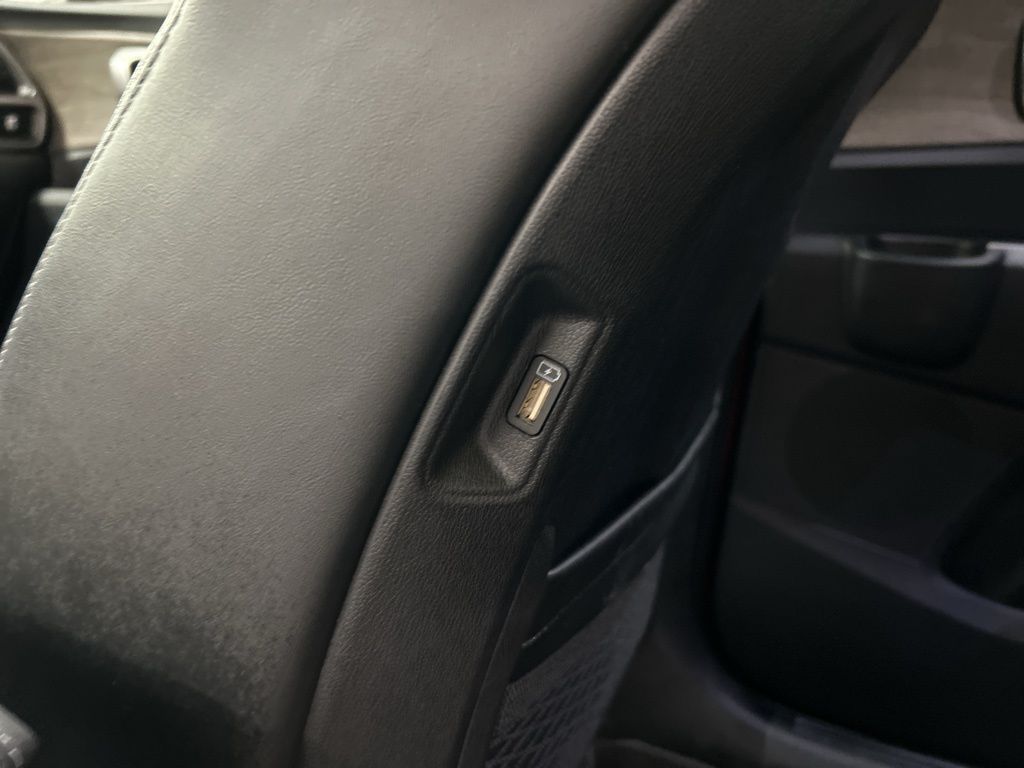 used 2023 Kia Sorento car, priced at $28,591