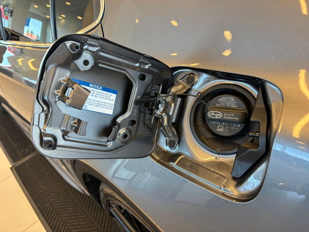 2021 Toyota Camry Hybrid XSE