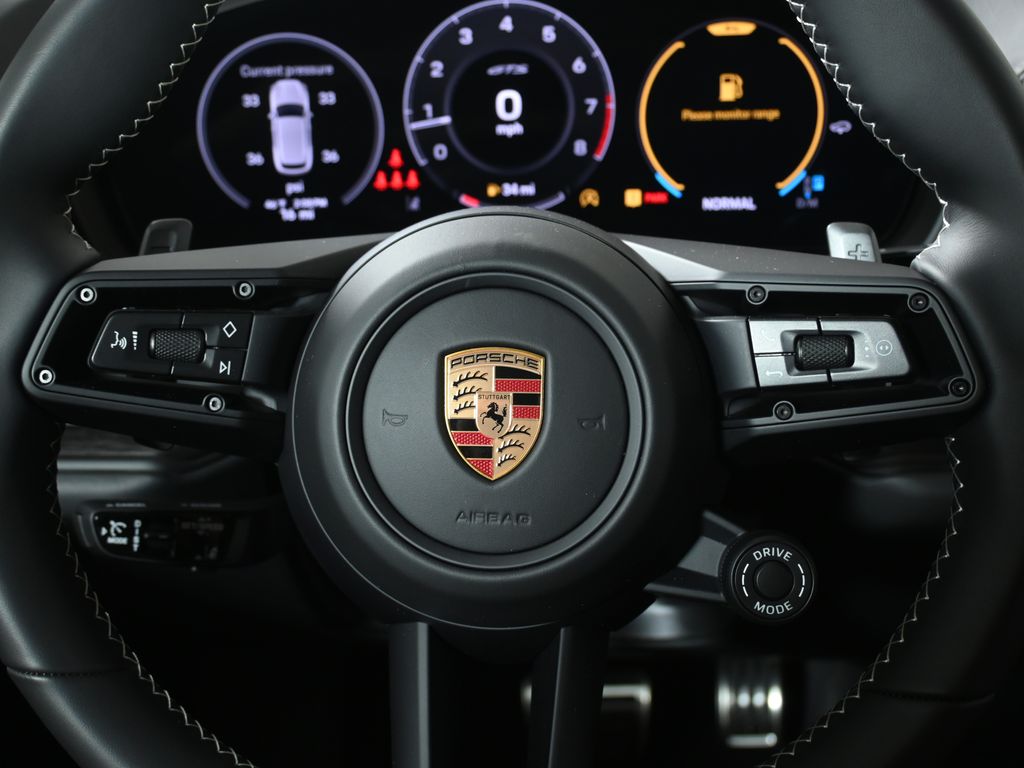 Thumbnail: 2026 Porsche Cayenne - 18