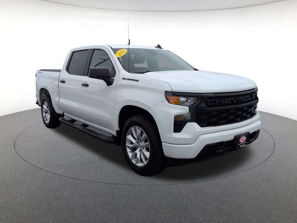 2023 Chevrolet Silverado 1500 Custom Crew Cab 4WD