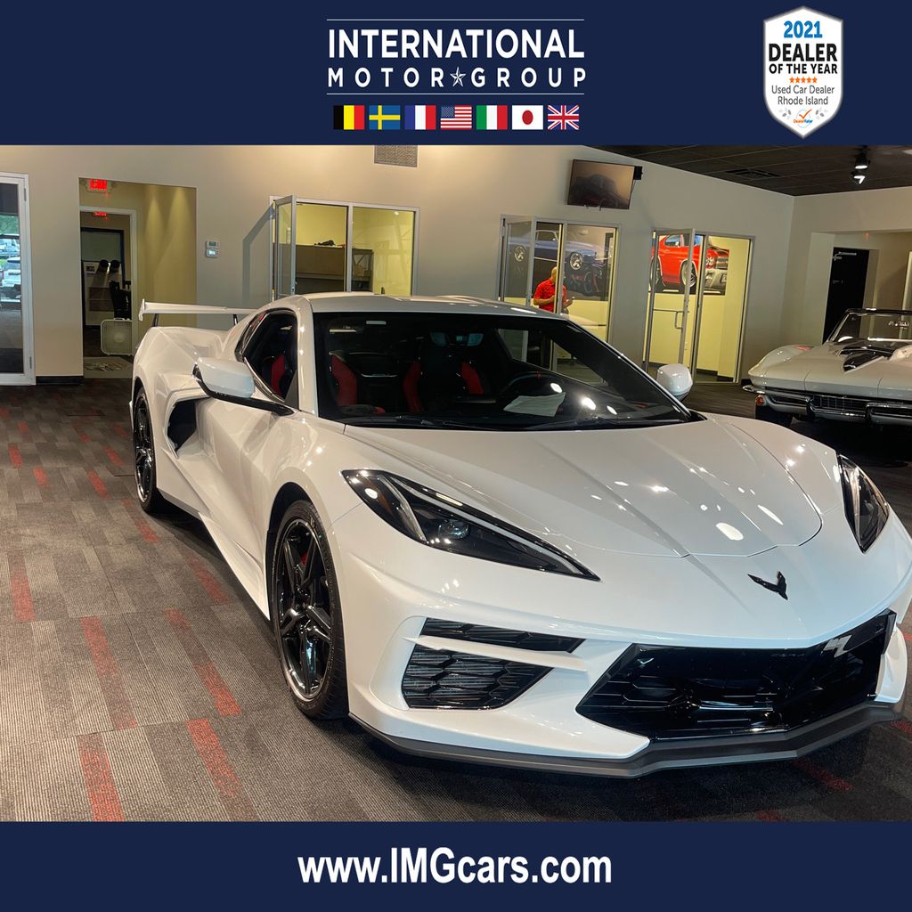 Arctic White 2023 Chevrolet Corvette Coupe Rear-Wheel Drive 8-Speed Dual Clutch