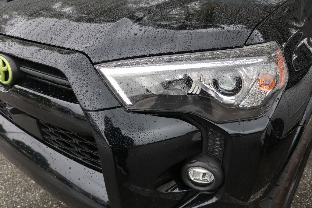 Thumbnail: 2022 Toyota 4Runner - 3