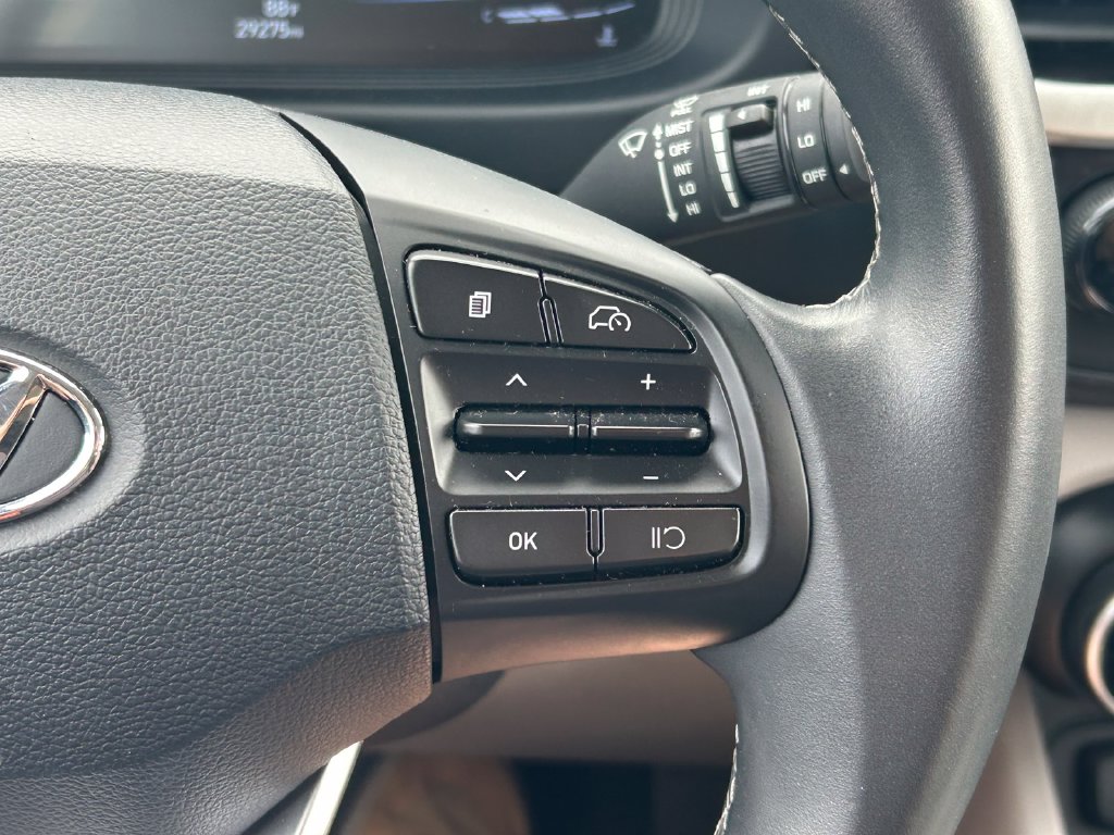 Used 2025 Hyundai Venue SUV