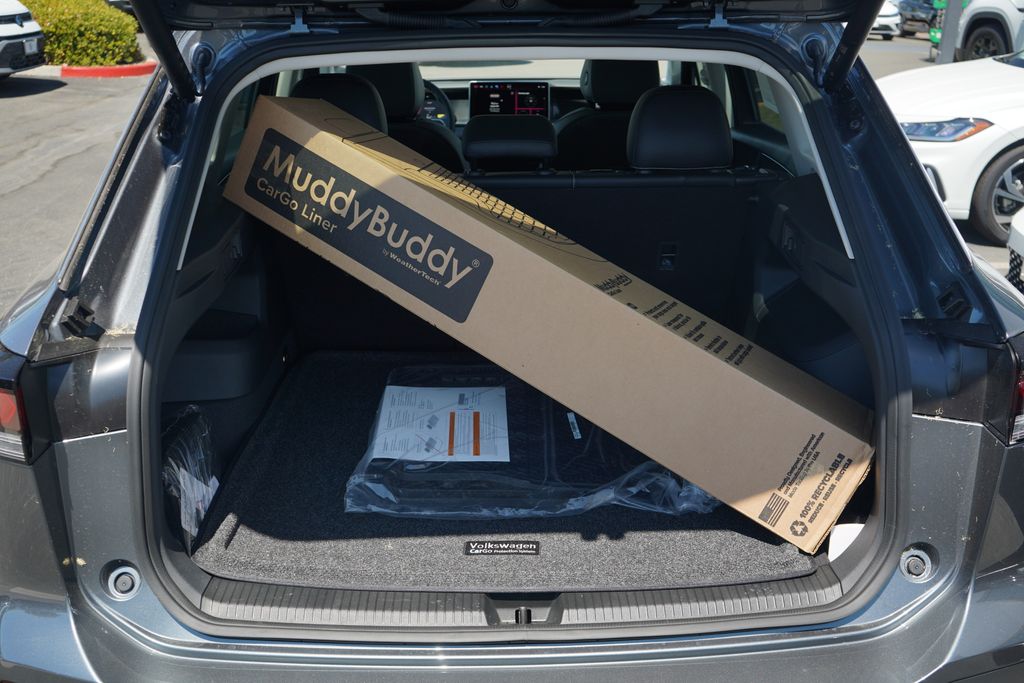 Thumbnail: 2025 Volkswagen Tiguan - 10